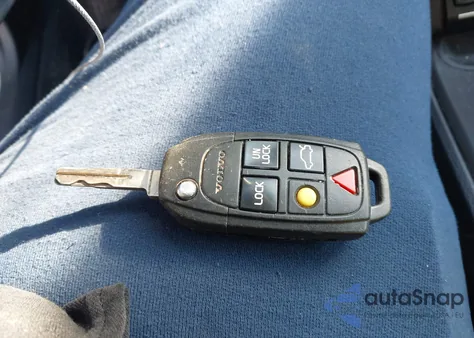 2013 Volvo Xc90 3.2/3.2 Platinum/3.2 Premier Plus from USA, damaged, VIN YV4952CY7D1654920